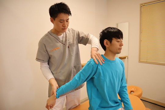 五十肩のトリガーポイント施術