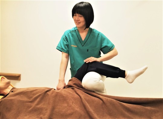 腰痛の施術①